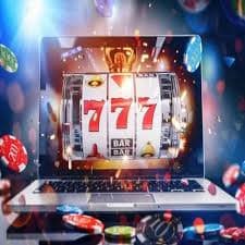 8825 dbt জেম সেভিয়র গেমে কৌশলগত রত্নপাথর মেলানোর দৃশ্য